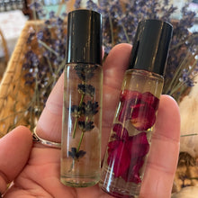 Load image into Gallery viewer, Roll-On Oils