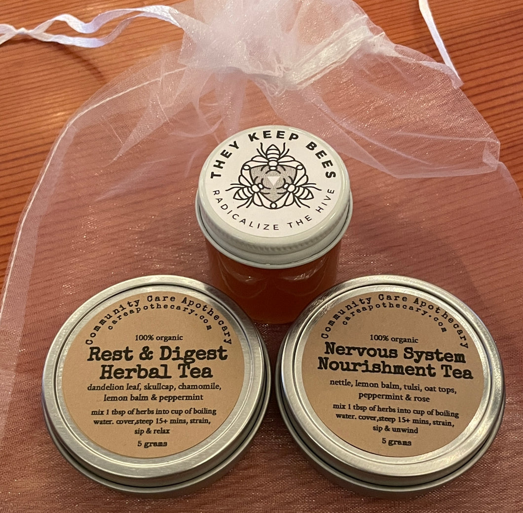 Tea Tin & Honey Gift Set